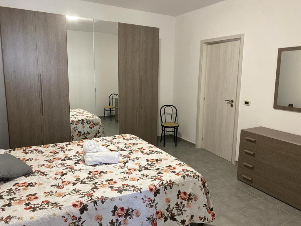Holiday Patrizia'S Home San Giorgio Ionico Extérieur photo